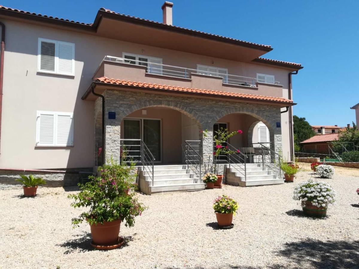 Appartement Stela à Pinezići Extérieur photo